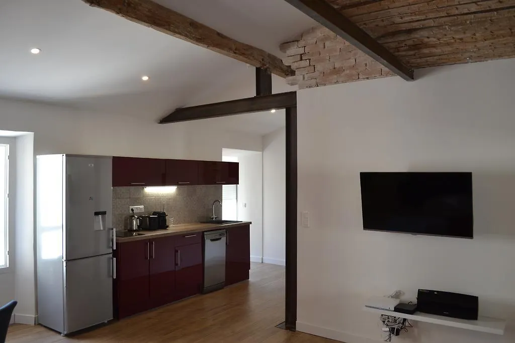 2 Pieces Vagliano Apartment